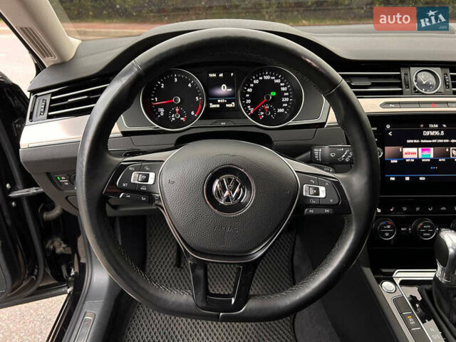 Черный Фольксваген Пассат, объемом двигателя 1.97 л и пробегом 220 тыс. км за 19444 $, фото 19 на Automoto.ua