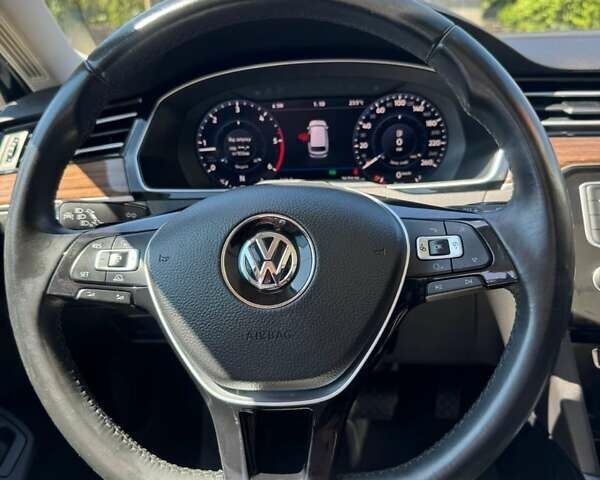 Черный Фольксваген Пассат, объемом двигателя 1.97 л и пробегом 268 тыс. км за 16800 $, фото 7 на Automoto.ua