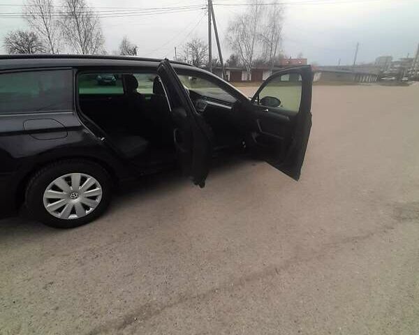 Черный Фольксваген Пассат, объемом двигателя 1.97 л и пробегом 282 тыс. км за 14700 $, фото 23 на Automoto.ua