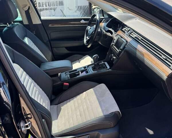 Черный Фольксваген Пассат, объемом двигателя 1.97 л и пробегом 268 тыс. км за 16800 $, фото 10 на Automoto.ua