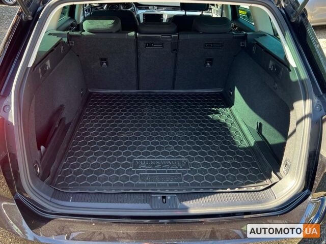 Черный Фольксваген Пассат, объемом двигателя 2 л и пробегом 183 тыс. км за 17200 $, фото 17 на Automoto.ua