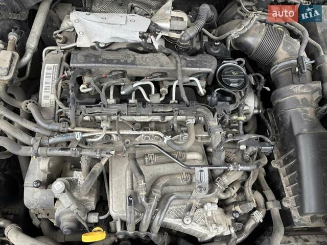 Чорний Фольксваген Пассат, об'ємом двигуна 1.97 л та пробігом 220 тис. км за 16000 $, фото 20 на Automoto.ua