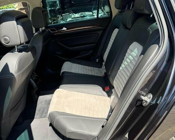 Черный Фольксваген Пассат, объемом двигателя 1.97 л и пробегом 268 тыс. км за 16800 $, фото 22 на Automoto.ua