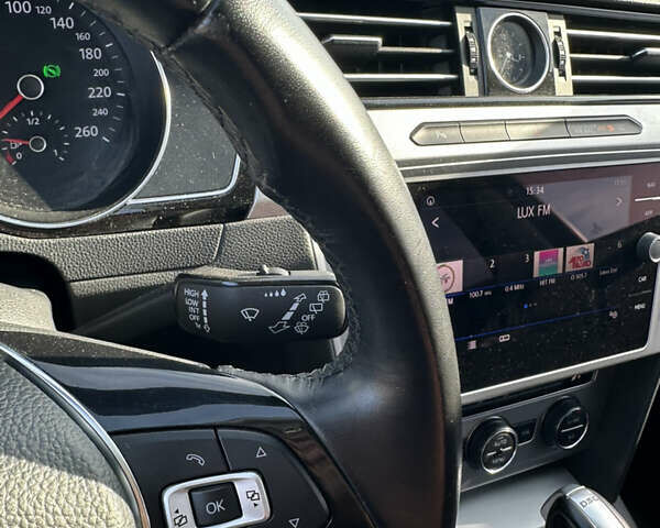 Черный Фольксваген Пассат, объемом двигателя 1.6 л и пробегом 222 тыс. км за 14200 $, фото 26 на Automoto.ua