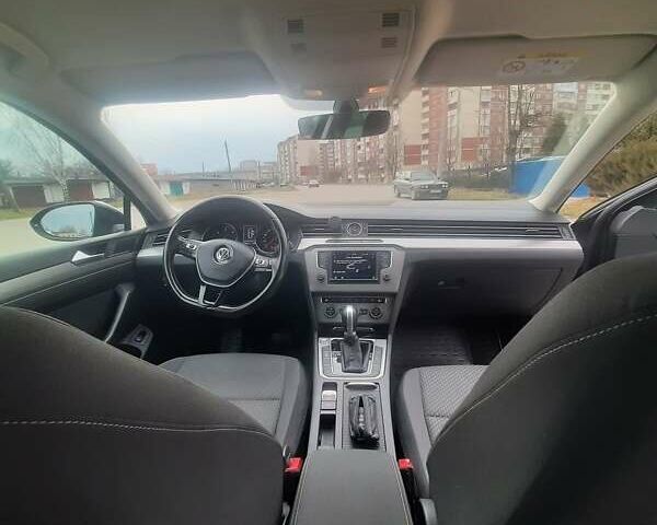 Черный Фольксваген Пассат, объемом двигателя 1.97 л и пробегом 282 тыс. км за 14700 $, фото 24 на Automoto.ua