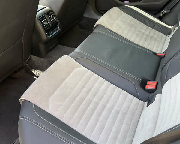 Черный Фольксваген Пассат, объемом двигателя 1.97 л и пробегом 109 тыс. км за 24900 $, фото 23 на Automoto.ua