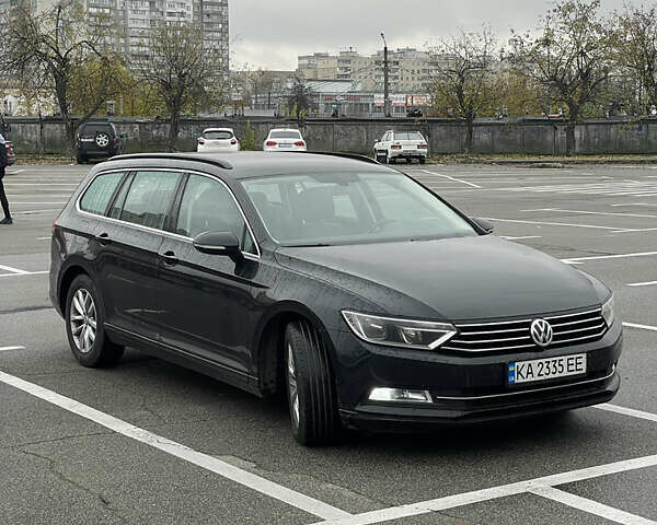 Черный Фольксваген Пассат, объемом двигателя 1.97 л и пробегом 318 тыс. км за 15500 $, фото 2 на Automoto.ua