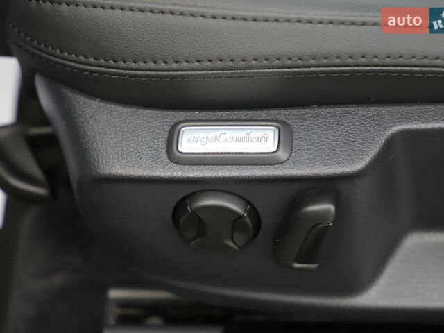 Черный Фольксваген Пассат, объемом двигателя 2 л и пробегом 195 тыс. км за 17200 $, фото 9 на Automoto.ua