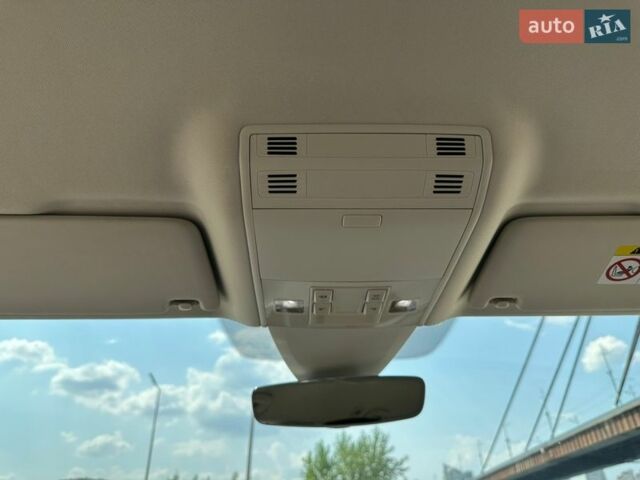 Чорний Фольксваген Пассат, об'ємом двигуна 1.97 л та пробігом 205 тис. км за 18600 $, фото 30 на Automoto.ua