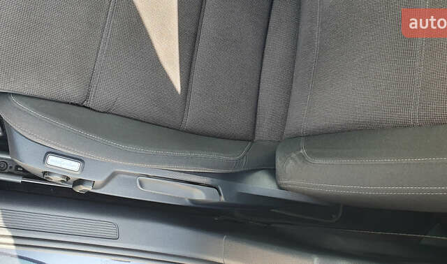 Чорний Фольксваген Пассат, об'ємом двигуна 1.97 л та пробігом 243 тис. км за 17500 $, фото 12 на Automoto.ua