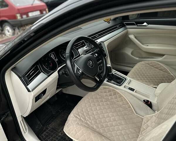 Черный Фольксваген Пассат, объемом двигателя 2 л и пробегом 208 тыс. км за 16200 $, фото 4 на Automoto.ua