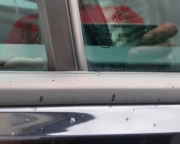 Черный Фольксваген Пассат, объемом двигателя 1.97 л и пробегом 282 тыс. км за 14700 $, фото 8 на Automoto.ua