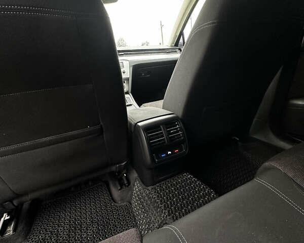 Черный Фольксваген Пассат, объемом двигателя 1.97 л и пробегом 258 тыс. км за 14300 $, фото 3 на Automoto.ua