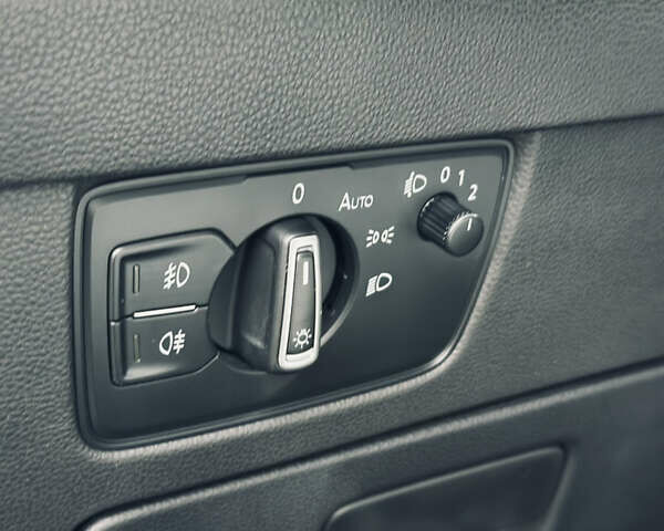 Черный Фольксваген Пассат, объемом двигателя 1.97 л и пробегом 216 тыс. км за 15999 $, фото 22 на Automoto.ua