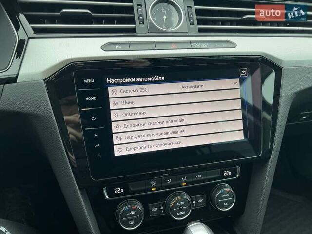 Черный Фольксваген Пассат, объемом двигателя 1.6 л и пробегом 247 тыс. км за 15500 $, фото 34 на Automoto.ua