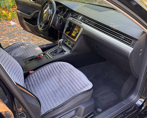 Чорний Фольксваген Пассат, об'ємом двигуна 2 л та пробігом 320 тис. км за 14650 $, фото 11 на Automoto.ua