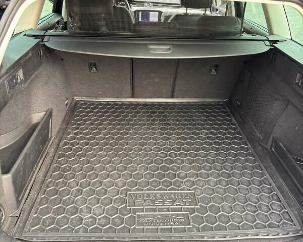 Чорний Фольксваген Пассат, об'ємом двигуна 1.97 л та пробігом 232 тис. км за 18500 $, фото 32 на Automoto.ua