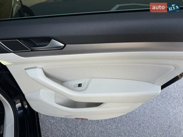 Черный Фольксваген Пассат, объемом двигателя 1.97 л и пробегом 223 тыс. км за 17100 $, фото 39 на Automoto.ua