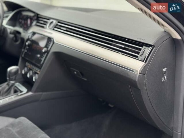 Черный Фольксваген Пассат, объемом двигателя 2 л и пробегом 234 тыс. км за 16900 $, фото 50 на Automoto.ua