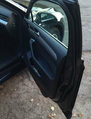 Черный Фольксваген Пассат, объемом двигателя 1.97 л и пробегом 200 тыс. км за 21700 $, фото 9 на Automoto.ua