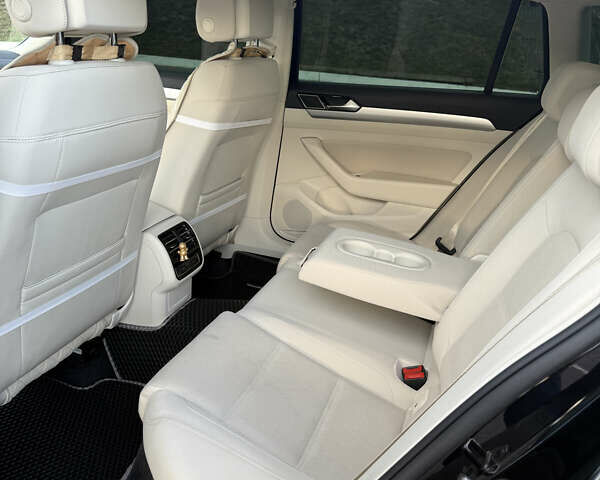 Черный Фольксваген Пассат, объемом двигателя 1.97 л и пробегом 223 тыс. км за 17100 $, фото 43 на Automoto.ua