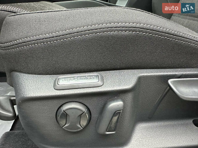 Фольксваген Пассат 2018 в Дубно на Automoto.ua Черный Фольксваген Пассат, объемом двигателя 2 л и пробегом 250 тыс. км за 16950 $, фото 50 на Automoto.ua
