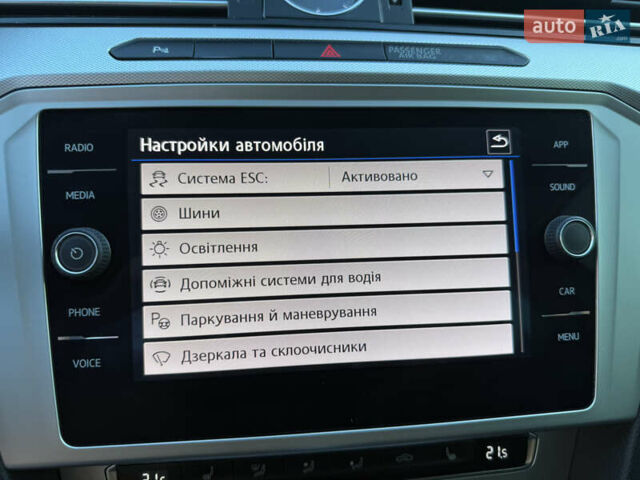 Черный Фольксваген Пассат, объемом двигателя 1.97 л и пробегом 236 тыс. км за 16500 $, фото 37 на Automoto.ua