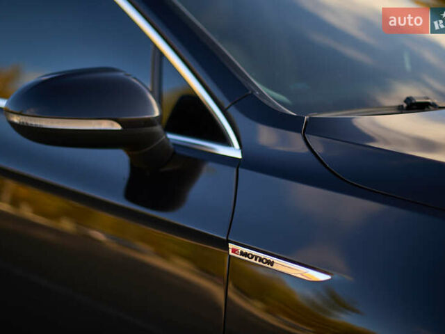 Чорний Фольксваген Пассат, об'ємом двигуна 2 л та пробігом 244 тис. км за 18500 $, фото 10 на Automoto.ua