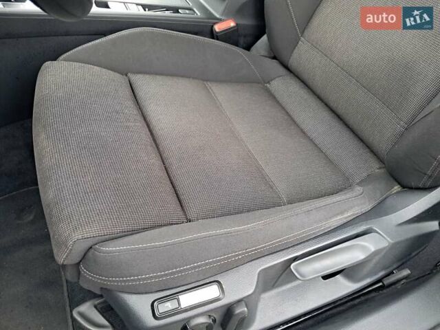 Черный Фольксваген Пассат, объемом двигателя 1.97 л и пробегом 250 тыс. км за 17299 $, фото 17 на Automoto.ua