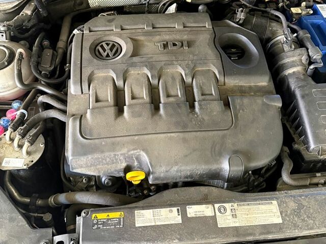 Черный Фольксваген Пассат, объемом двигателя 2 л и пробегом 176 тыс. км за 20000 $, фото 2 на Automoto.ua