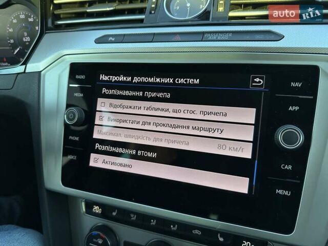 Черный Фольксваген Пассат, объемом двигателя 1.97 л и пробегом 155 тыс. км за 17750 $, фото 24 на Automoto.ua