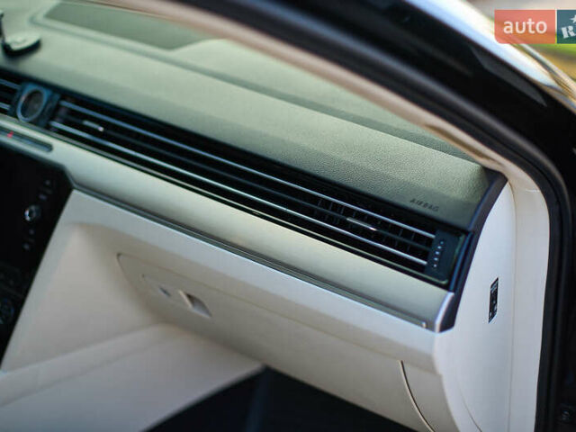 Чорний Фольксваген Пассат, об'ємом двигуна 2 л та пробігом 244 тис. км за 18500 $, фото 25 на Automoto.ua