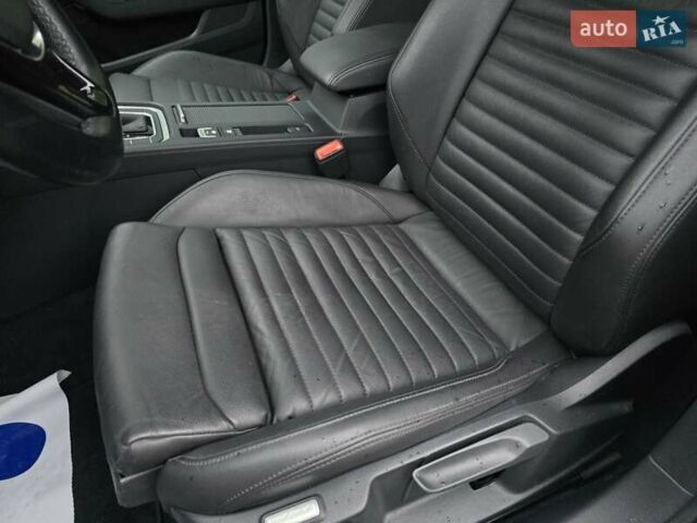 Фольксваген Пассат 2018 у Ковель на Automoto.ua Чорний Фольксваген Пассат, об'ємом двигуна 2 л та пробігом 234 тис. км за 18599 $, фото 35 на Automoto.ua