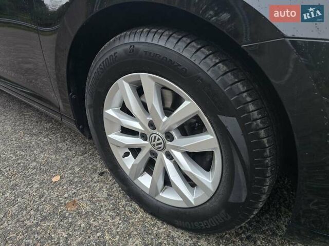 Фольксваген Пассат 2018 у Ковель на Automoto.ua Чорний Фольксваген Пассат, об'ємом двигуна 2 л та пробігом 234 тис. км за 18599 $, фото 16 на Automoto.ua