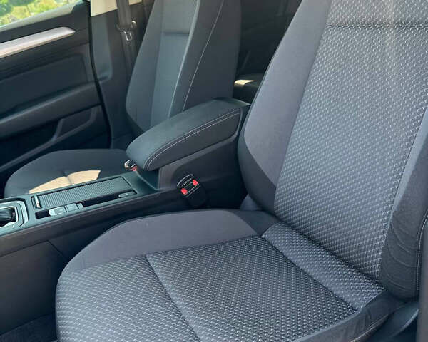 Чорний Фольксваген Пассат, об'ємом двигуна 1.97 л та пробігом 228 тис. км за 15200 $, фото 16 на Automoto.ua