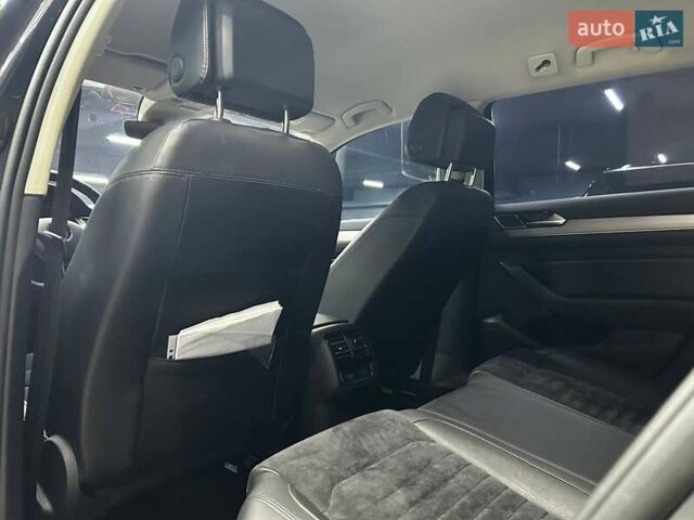 Чорний Фольксваген Пассат, об'ємом двигуна 1.97 л та пробігом 220 тис. км за 17800 $, фото 17 на Automoto.ua