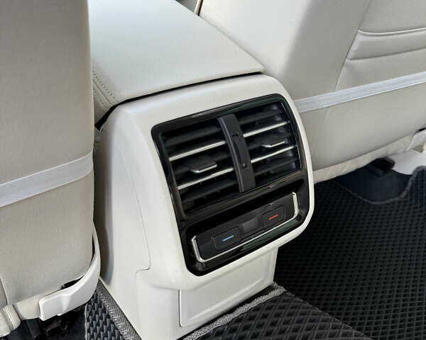 Черный Фольксваген Пассат, объемом двигателя 1.97 л и пробегом 223 тыс. км за 17100 $, фото 47 на Automoto.ua