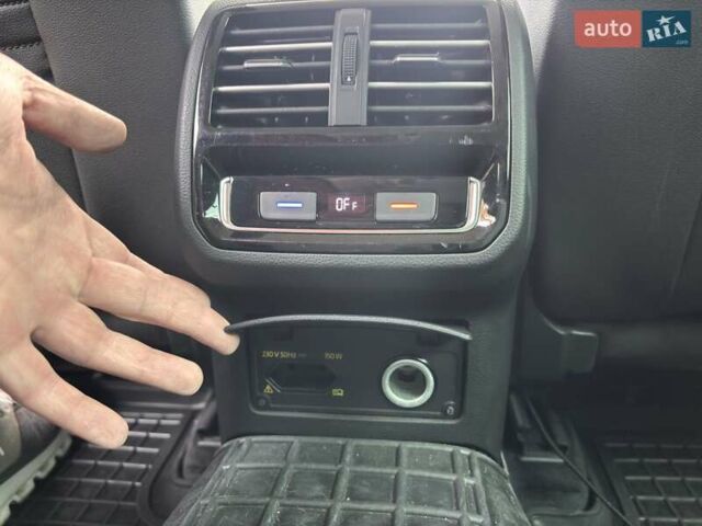 Чорний Фольксваген Пассат, об'ємом двигуна 1.97 л та пробігом 232 тис. км за 18500 $, фото 28 на Automoto.ua