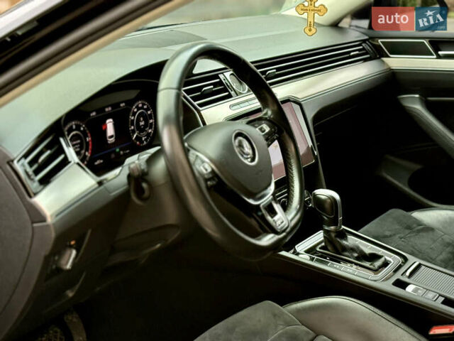 Чорний Фольксваген Пассат, об'ємом двигуна 1.97 л та пробігом 270 тис. км за 19900 $, фото 45 на Automoto.ua