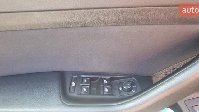 Черный Фольксваген Пассат, объемом двигателя 2 л и пробегом 236 тыс. км за 17500 $, фото 10 на Automoto.ua