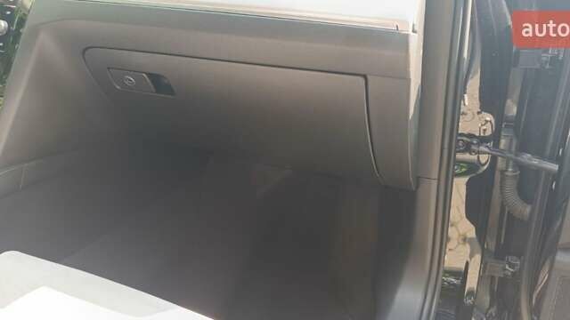 Черный Фольксваген Пассат, объемом двигателя 1.97 л и пробегом 109 тыс. км за 25890 $, фото 16 на Automoto.ua