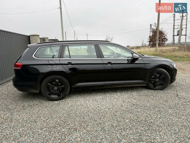 Черный Фольксваген Пассат, объемом двигателя 1.6 л и пробегом 253 тыс. км за 16259 $, фото 3 на Automoto.ua