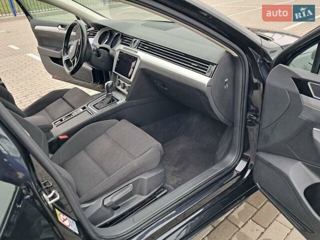 Черный Фольксваген Пассат, объемом двигателя 1.97 л и пробегом 250 тыс. км за 17299 $, фото 13 на Automoto.ua