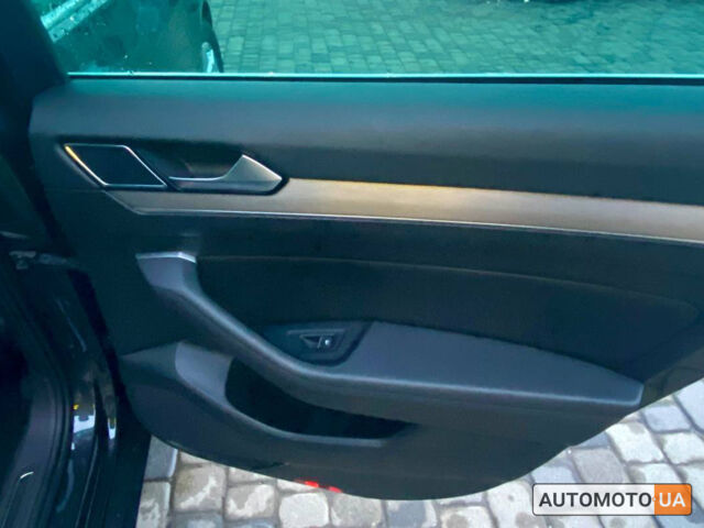 Чорний Фольксваген Пассат, об'ємом двигуна 2 л та пробігом 235 тис. км за 18600 $, фото 20 на Automoto.ua
