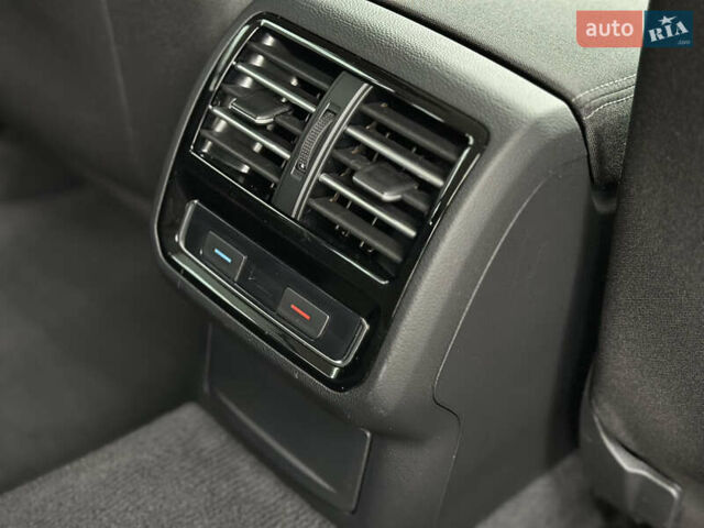 Фольксваген Пассат 2018 в Дубно на Automoto.ua Черный Фольксваген Пассат, объемом двигателя 2 л и пробегом 250 тыс. км за 16950 $, фото 35 на Automoto.ua