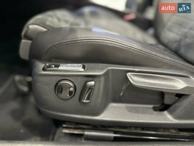 Чорний Фольксваген Пассат, об'ємом двигуна 1.97 л та пробігом 270 тис. км за 19900 $, фото 112 на Automoto.ua