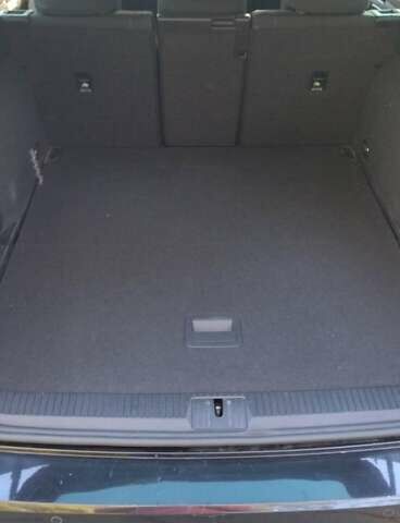 Черный Фольксваген Пассат, объемом двигателя 1.97 л и пробегом 200 тыс. км за 21700 $, фото 2 на Automoto.ua