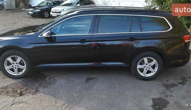 Черный Фольксваген Пассат, объемом двигателя 1.97 л и пробегом 200 тыс. км за 21700 $, фото 6 на Automoto.ua