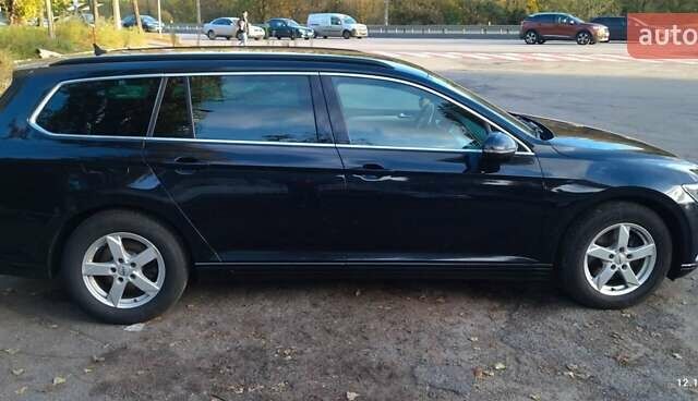 Черный Фольксваген Пассат, объемом двигателя 1.97 л и пробегом 200 тыс. км за 21700 $, фото 4 на Automoto.ua