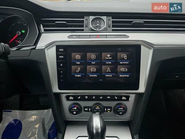 Фольксваген Пассат 2018 у Ковель на Automoto.ua Чорний Фольксваген Пассат, об'ємом двигуна 2 л та пробігом 234 тис. км за 18599 $, фото 72 на Automoto.ua